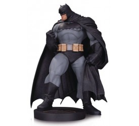 DC Comics Designer Series Mini Statue Batman by Andy Kubert 18 cm